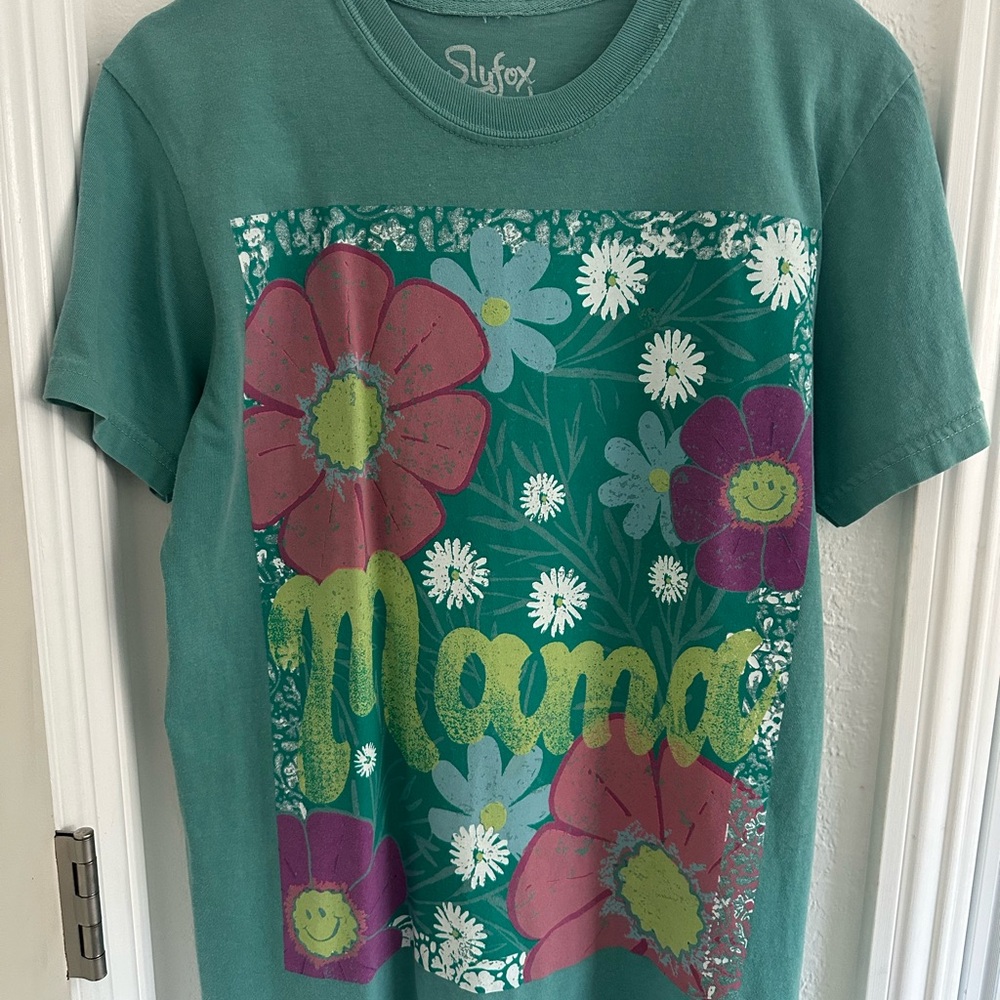 Mama & Mini Matching Slyfox Threads Shirts - Picture 5 of 6